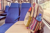 Шолом для кота, портмоне з фото Бандери: що забувають пасажири в поїздах