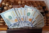 Курс валют 5 червня 2026: долар двічі поспіль побив рекорд