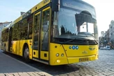 Громадський транспорт у Києві після нічного обстрілу курсує зі змінами: схема