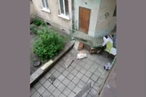 Балкон обвалився разом із людиною у житловому будинку Львова