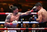 Усик дізнався рішення WBC щодо бою проти Кабаєла