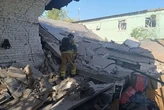 РФ за 20 хвилин п'ять разів вдарила по Запоріжжю: рятувальники показали наслідки