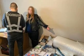 Поліція затримала киянку, яка торгувала наркотиками через закритий Telegram-канал