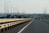 Кримський міст опинився під атакою дронів: у черзі скупчилися 2800 авто