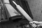 Суд виніс вирок жінці, яка вбила качалкою свого 82-річного чоловіка