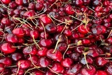 Продовольчі ярмарки у Києві 21-22 червня: де можна придбати фермерські продукти