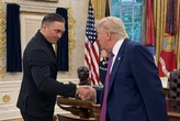 Трамп змінив ставлення до України після спілкування з Усиком – ЗМІ
