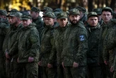 Путін готує мобілізацію: росіянам масово вручають розпорядження