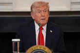 «Тарифи принесли мир у світ». Трамп пояснив, що змушує країни укладати мирні угоди