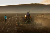 Нотаріуси готові до введення ринку землі – Шмигаль