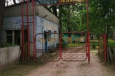 Під Києвом двоє дітей провалилось у вигрібну яму, дівчинка загинула