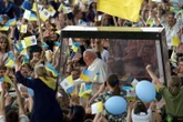 Історичний візит: Рівно 20 років тому Україну відвідав Папа Іван Павло ІІ: як це було