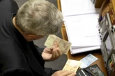 Тимошенко, Порошенка, Арахамію і не тільки. Кого з нардепів позбавили виплат за прогули документ