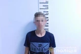 У Києві двоє юнаків заштовхали чоловіка в гараж і викрали автівку