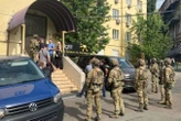 «Прийшли навіть до матері Марченко». СБУ проводить нові обшуки у Медведчука
