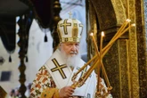 Патріарх Кирило заявив, що віряни зможуть проходити крізь стіни