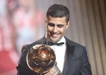 Ballon d’Or 2025 : la liste des 30 nommés dévoilée ce jeudi, avec de nombreux joueurs du PSG ?
