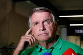 La justice brésilienne interdit la visite de Milei à Bolsonaro, assigné à résidence