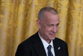 Trump se félicite de l’annulation d’une cérémonie militaire en l’honneur de Tom Hanks, qu’il juge « woke »