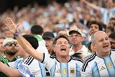 « Considéré comme armé et dangereux » : chasse à l’homme aux États-Unis après des tirs visant des supporters d’Argentine-Algérie