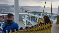De l’électricité pour rendre les bateaux de croisières moins polluants au port de Marseille