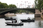 Paris : un quinquagénaire dépouillé et jeté dans la Seine par cinq agresseurs