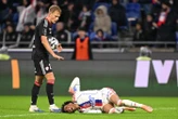 Ligue 1 : Malick Fofana victime d’une « entorse grave de la cheville droite », longue absence confirmée par l’OL