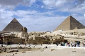 « Dans une position suspecte » : trois touristes arrêtés en Égypte pour avoir posé nus près de la pyramide de Khéops