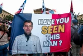 « Avez-vous vu cet homme ? » : des supporters de l’équipe de France à la recherche de Xavier Dupont de Ligonnès aux États-Unis
