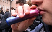 « Elles rendent nos enfants accros à la nicotine » : les cigarettes électroniques jetables interdites au Royaume-Uni