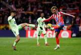 Atlético Madrid - Barcelone (2-4) : mené 2-0, le Barça s’impose dans les arrêts de jeu au terme d’un match fou