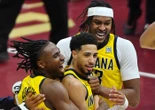 Lancer-franc manqué exprès et tir à trois points victorieux... La vidéo de la folle action d’Haliburton en playoffs NBA