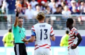 « L’un des meilleurs au monde » : la Fifa répond à Trump, qui avait mis en doute la probité de l’arbitre ayant exclu Balogun
