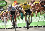 Tour de France : 28 ans avant Pogacar et Vingegaard, c’est James Bond qui a « fait exploser » Peyragudes