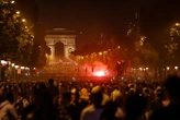Victoire du PSG : après les débordements, la mairie du VIIIe arrondissement réclame le « zéro rassemblement » sur les Champs-Élysées