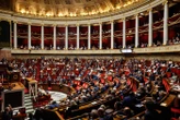 Viols sur mineurs de moins de 15 ans : les députés rejettent la perpétuité mais adoptent l’imprescriptibilité des crimes, un nouveau vote mardi