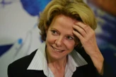 Législative partielle à Paris : la gauche investit Frédérique Bredin contre la « comédie de boulevard » Barnier-Dati