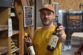 Après Yoko Ono, la chanteuse Mireille Mathieu demande à une brasserie bretonne de rebaptiser sa bière « Mireille Maffieux »