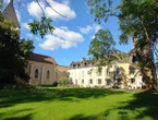 « On est heureux » : le loto du patrimoine va permettre de sauver le château du Prieuré à Villemoutiers