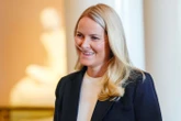 « L’évolution de sa maladie est grave » : la princesse Mette-Marit, future reine de Norvège, attend une greffe pulmonaire