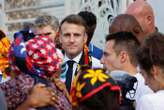 « On ne fait pas de l’humanitaire, on n’est pas en Palestine » : à Mayotte, un échange houleux entre Macron et des élus