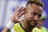 « Souviens-toi de qui tu es » : en larmes sur le terrain, Neymar cite son « grand ami » Lewis Hamilton après son grand retour avec le Brésil
