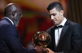 Ballon d’or 2025 : un ancien joueur du PSG et du Barça remettra le trophée au vainqueur