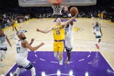NBA : les images du tir au buzzer d’Austin Reaves devant Rudy Gobert pour faire gagner les Lakers