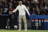 PSG-Angers (1-0) : « On doit vite oublier ces cinq trophées, c’est le passé », lance Luis Enrique