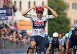 « Je ne m’attendais pas à gagner aujourd’hui » : Paul Magnier remporte sa troisième étape sur le Tour d’Italie