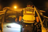 Trafic sur l’A1 : plus de 13 kg de stupéfiants et 575 kg de cigarettes saisis par les douanes dans l’Oise