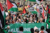 Paris : les élus communistes veulent hisser le drapeau palestinien sur l’Hôtel de Ville