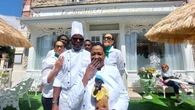 « Au Paradis, je cuisinerai pour Saint-Pierre »... A 78 ans, la cheffe Babette de Rozières remet le couvert « au Jardin Créole »