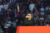 « Et Ousmane, Ballon d’Or » : DJ Snake fait chanter le Parc des Princes en l’honneur de Dembélé
